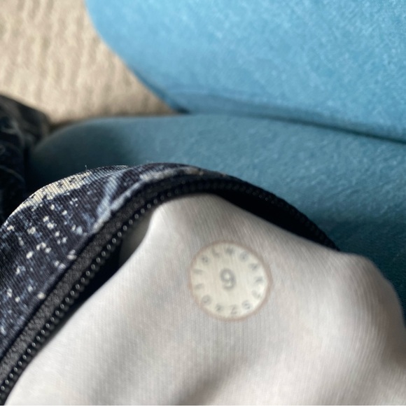 Fast & Free legging 19” crop with pockets size 6 - Picture 5 of 5